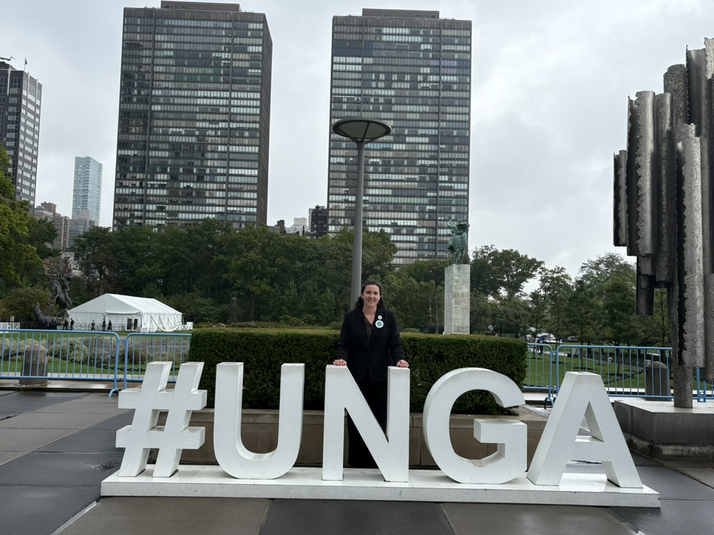 Shaina posing with the #UNGA sign