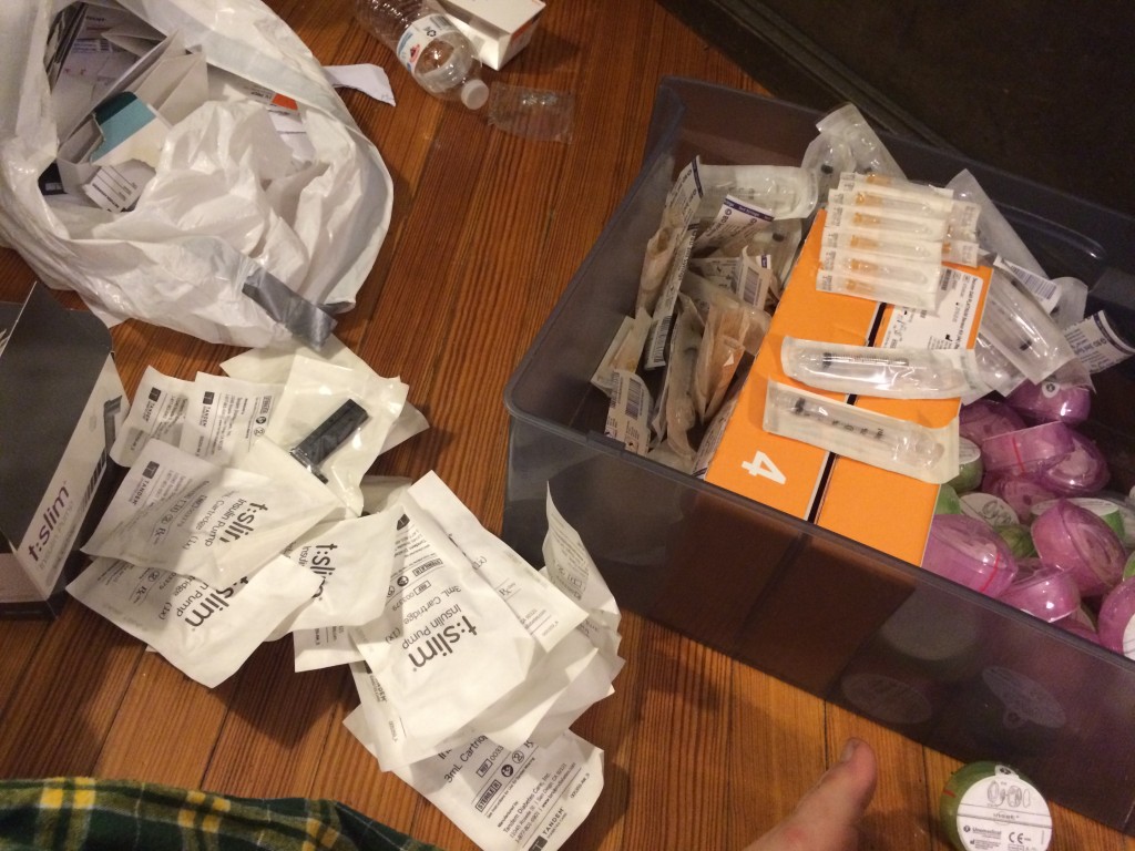 Mindy supplies